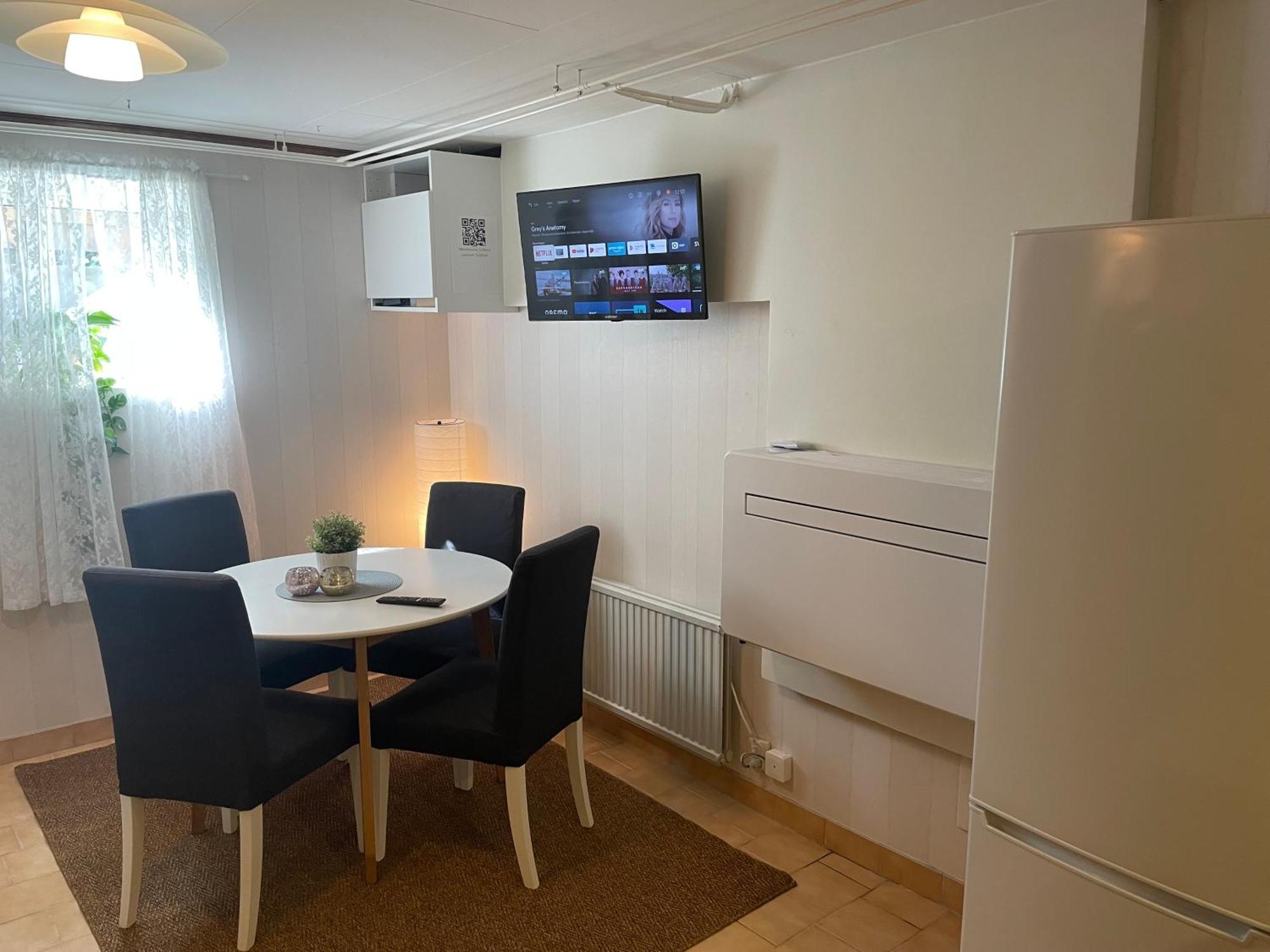 Kaellarlaegenhet Centrumvaegen Gusum Luaran gambar